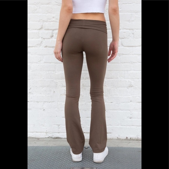 brown yoga pants brandy melville winery